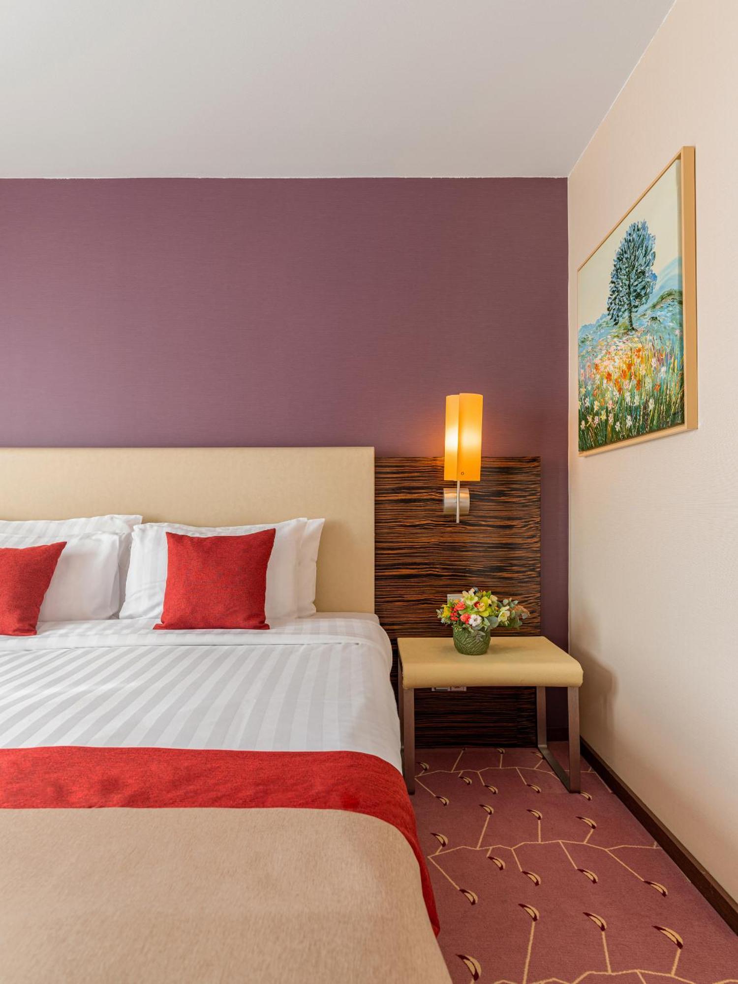 Hotel Ramada 4*