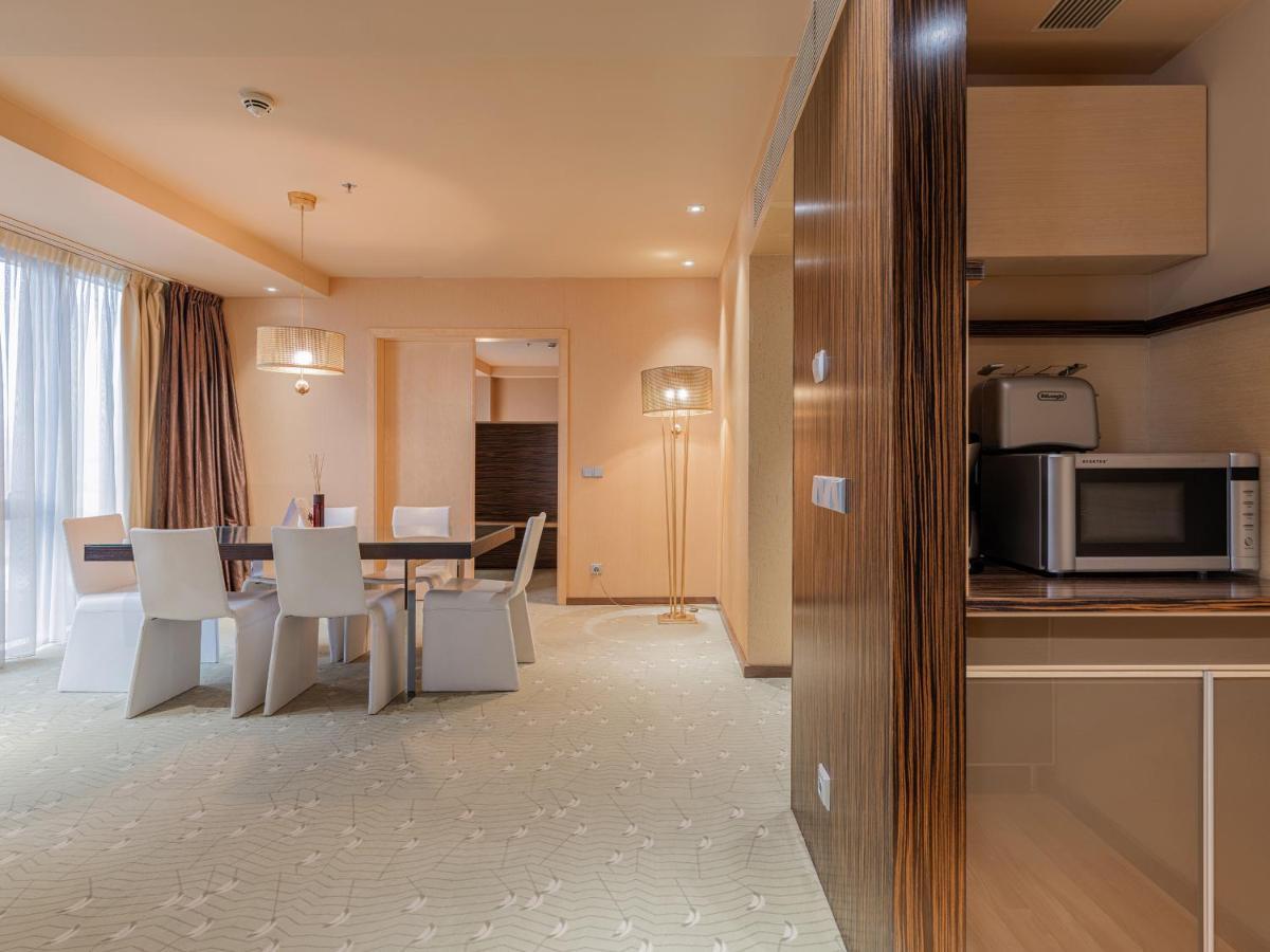 Ramada Hotel
